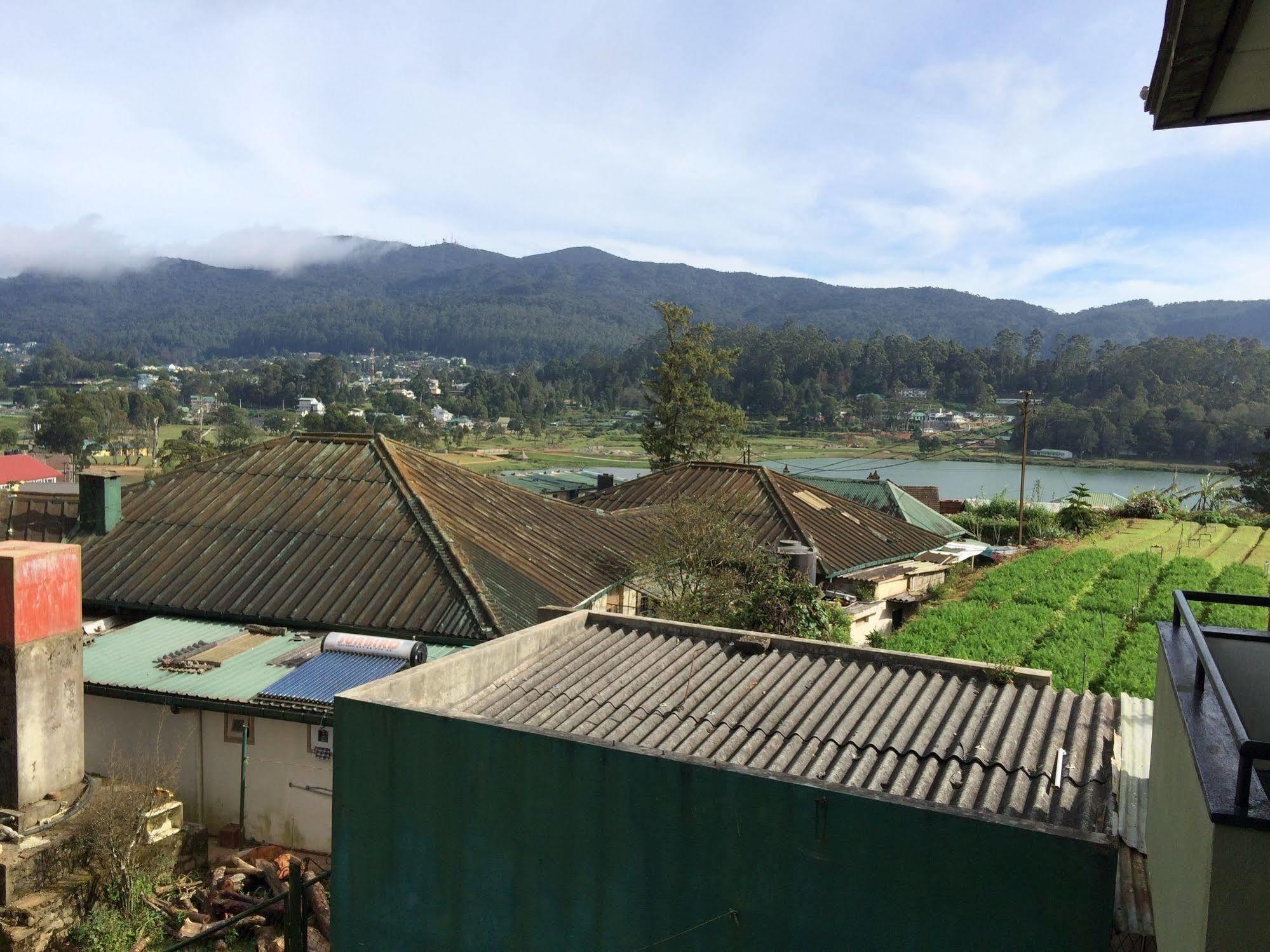 Binota Hotel Nuwara Eliya Exterior photo