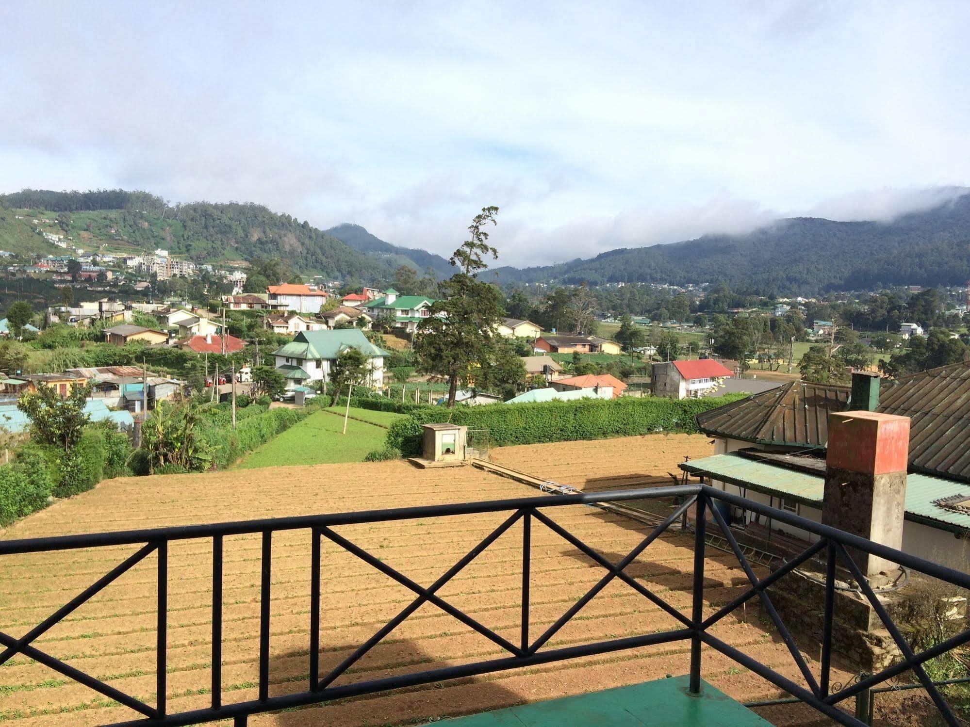 Binota Hotel Nuwara Eliya Exterior photo